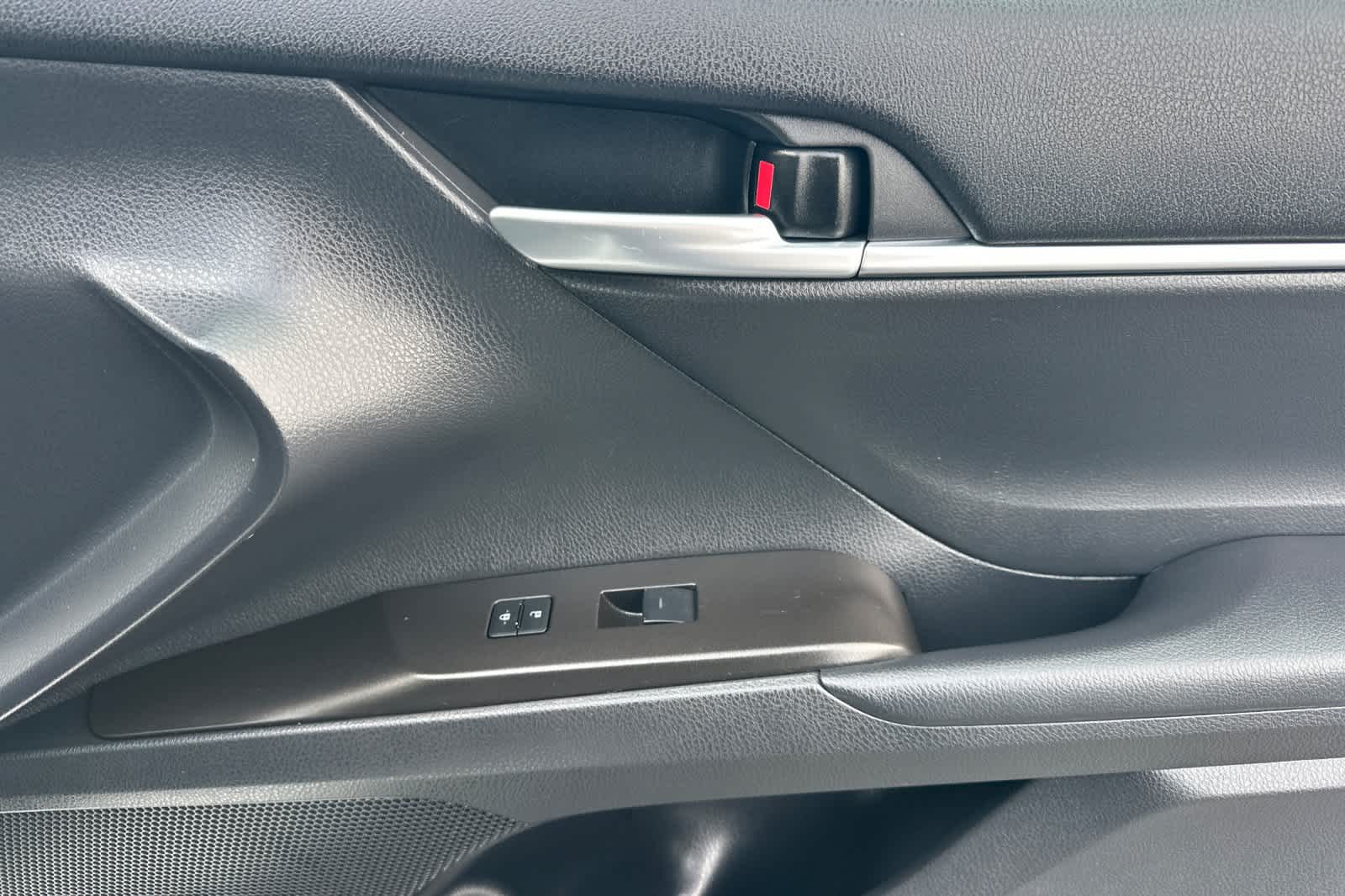 Thumbnail: 2024 Toyota Camry - 18