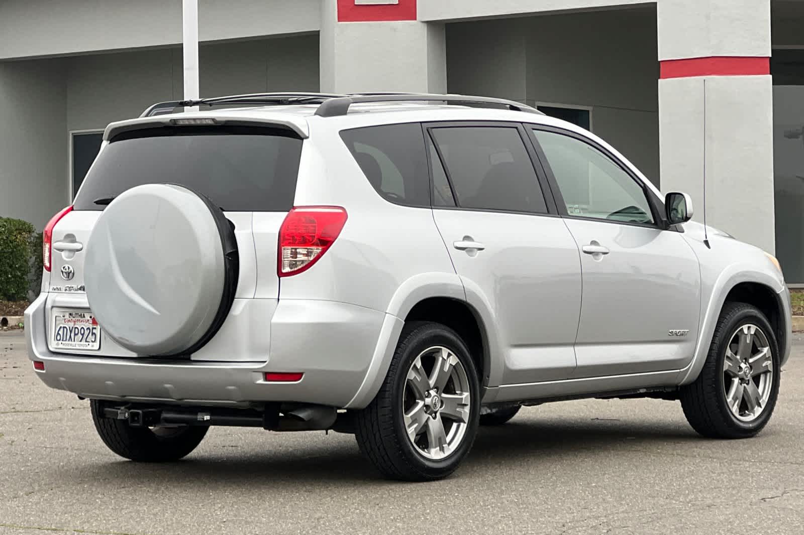 Thumbnail: 2008 Toyota RAV4 - 2