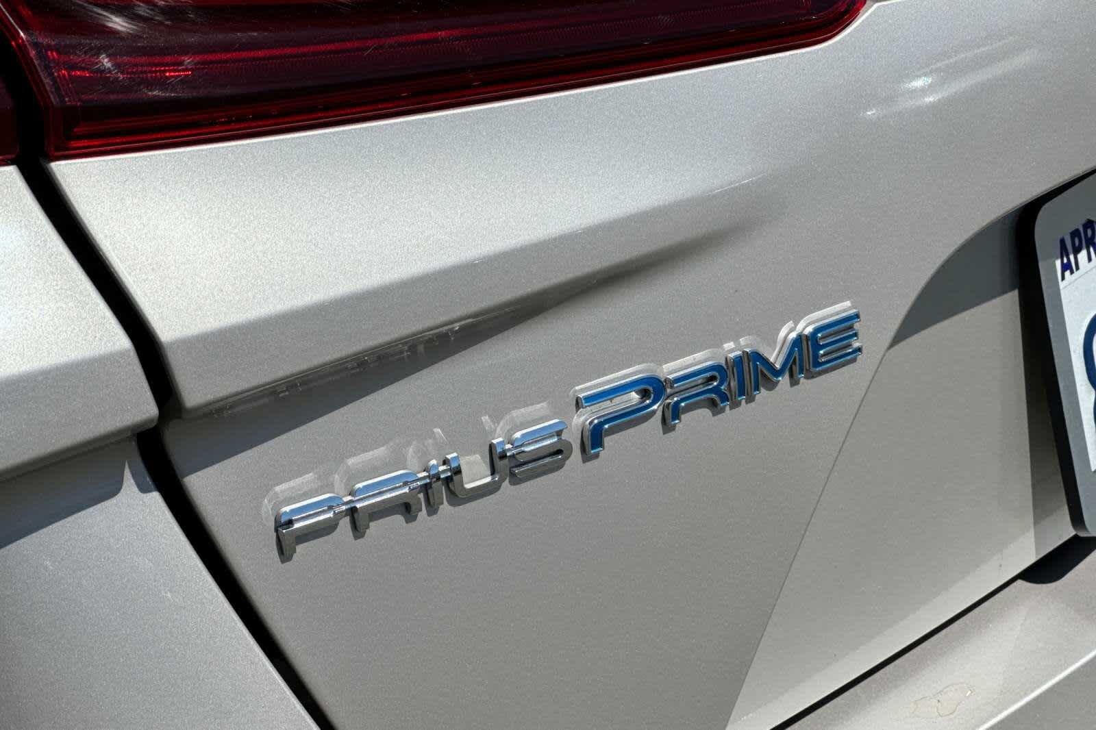 Thumbnail: 2021 Toyota Prius Prime - 31