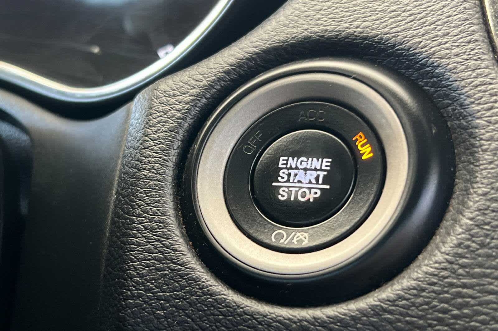Thumbnail: 2019 Dodge Durango - 25