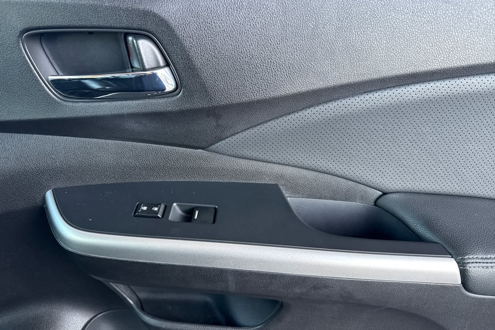 Thumbnail: 2016 Honda CR-V - 19