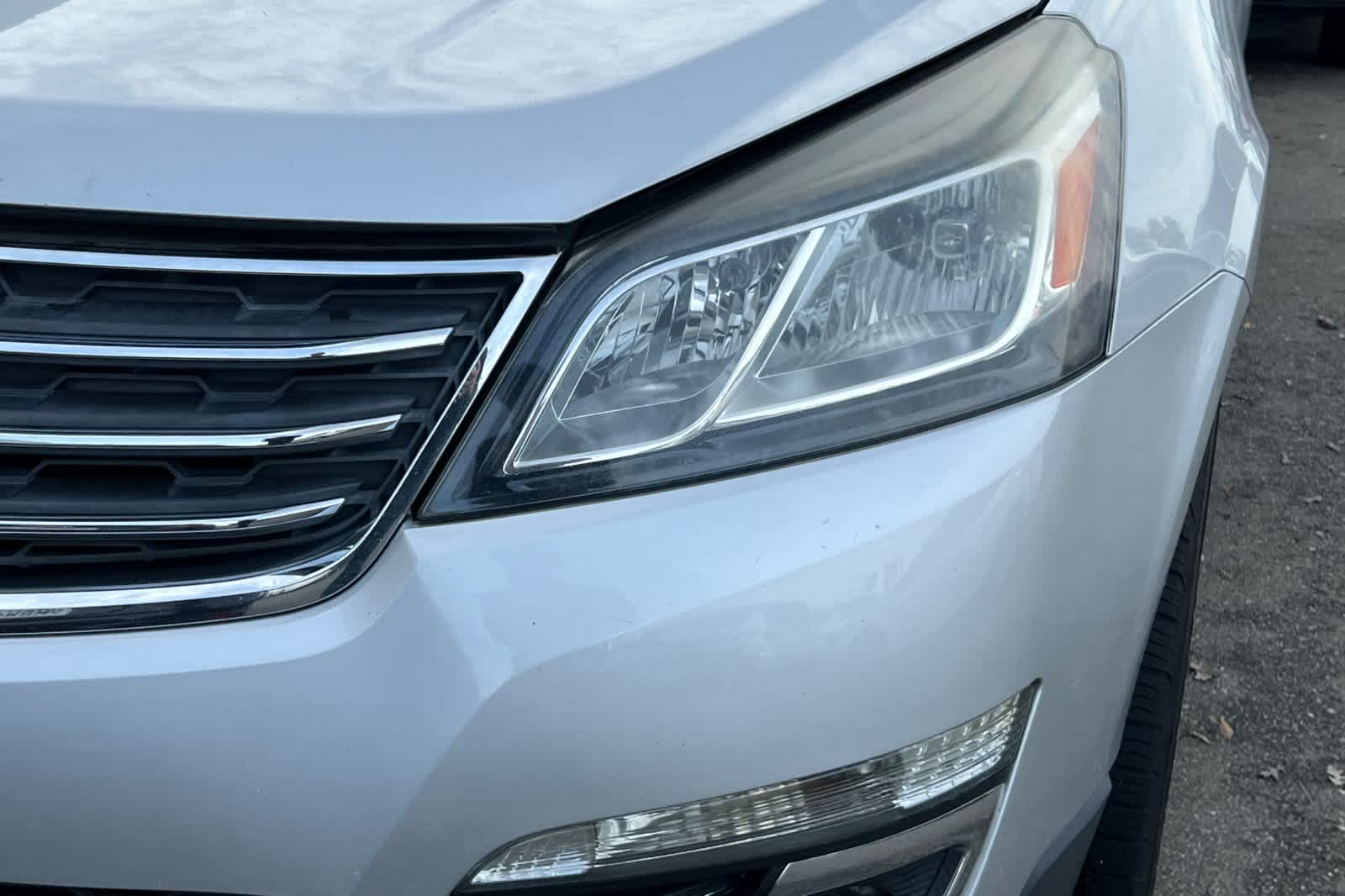 Thumbnail: 2013 Chevrolet Traverse - 22