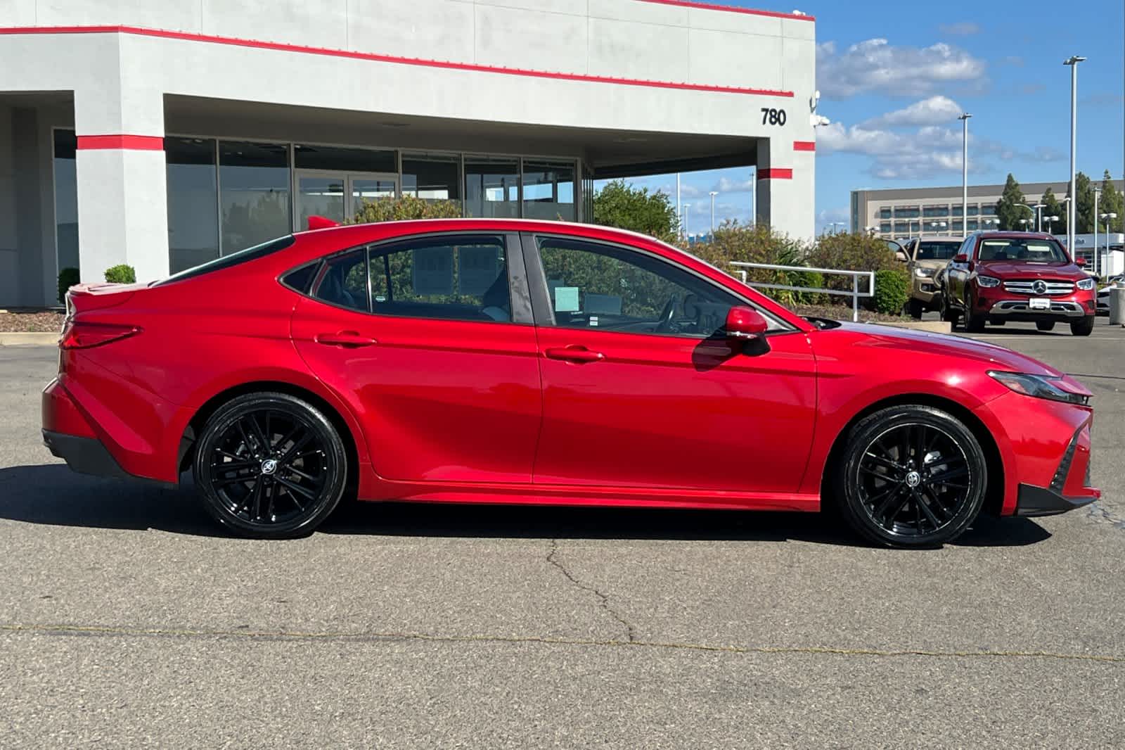 Thumbnail: 2025 Toyota Camry - 6