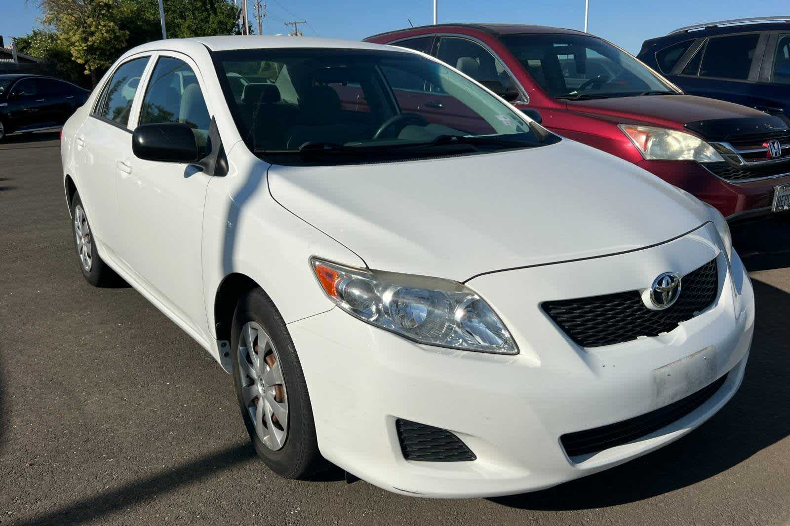 Thumbnail: 2010 Toyota Corolla - 3