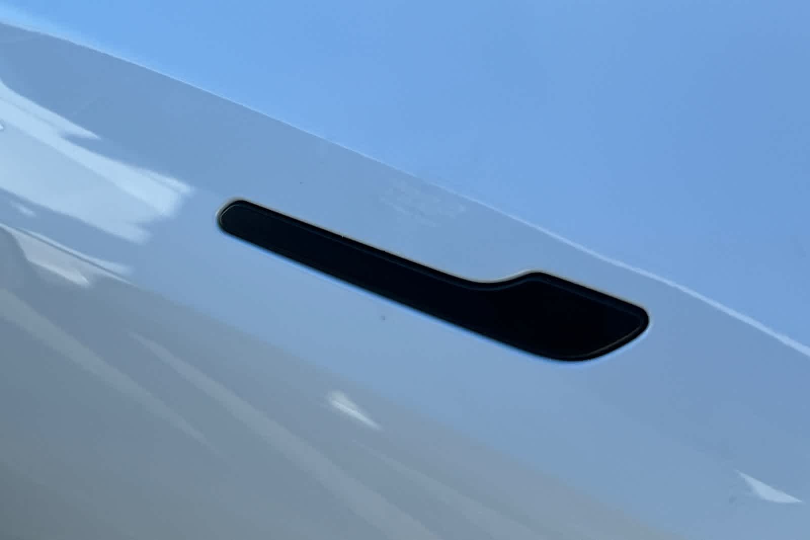 Thumbnail: 2022 Tesla Model Y - 18
