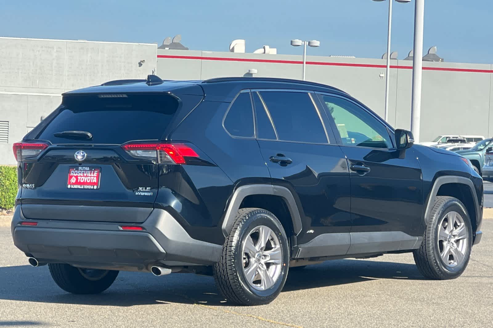 Thumbnail: 2022 Toyota RAV4 - 2