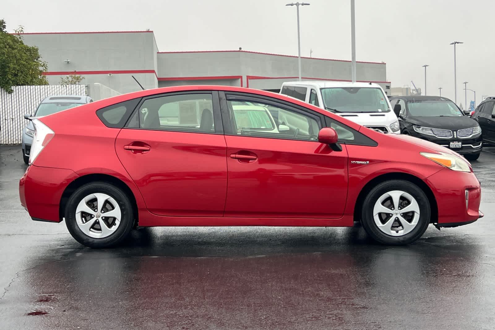 Thumbnail: 2013 Toyota Prius - 6