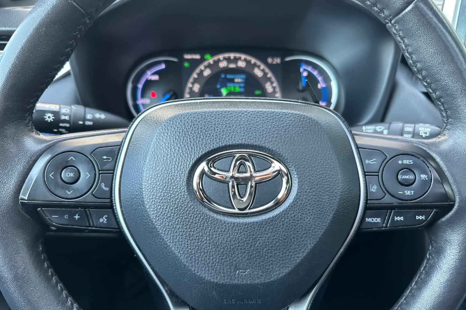 Thumbnail: 2021 Toyota RAV4 - 26