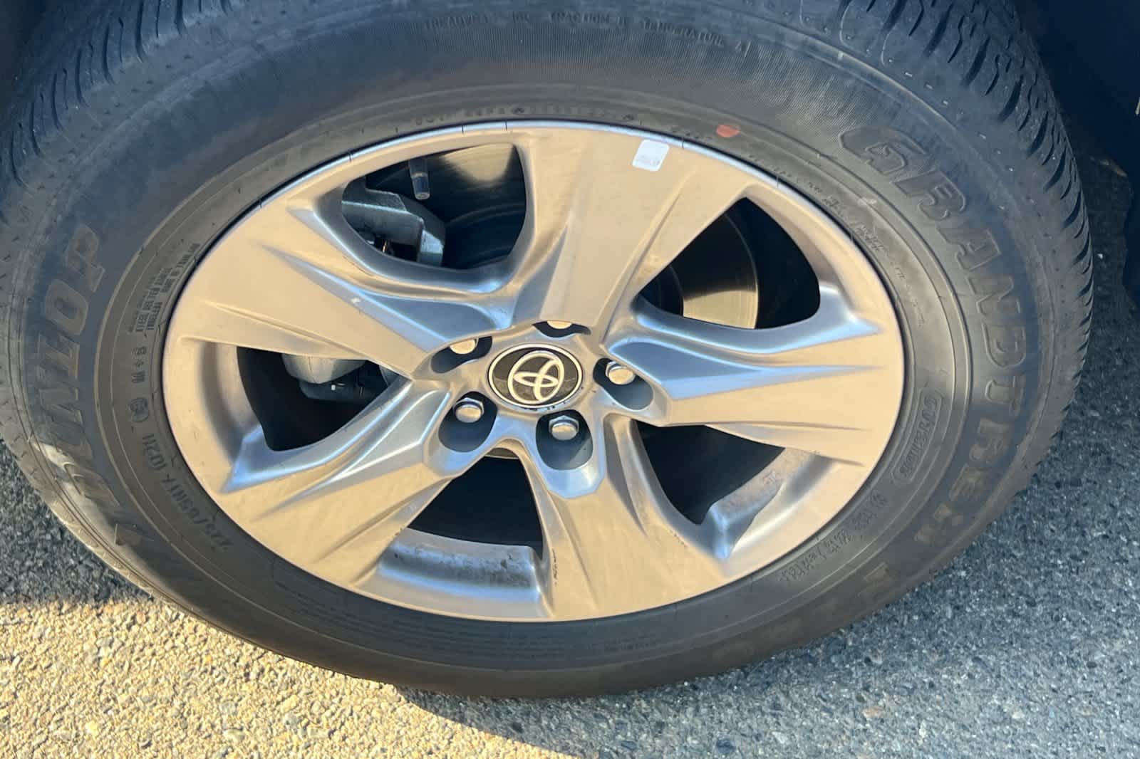 Thumbnail: 2024 Toyota RAV4 - 20