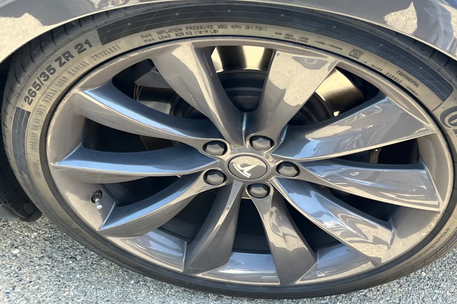 Thumbnail: 2015 Tesla Model S - 22