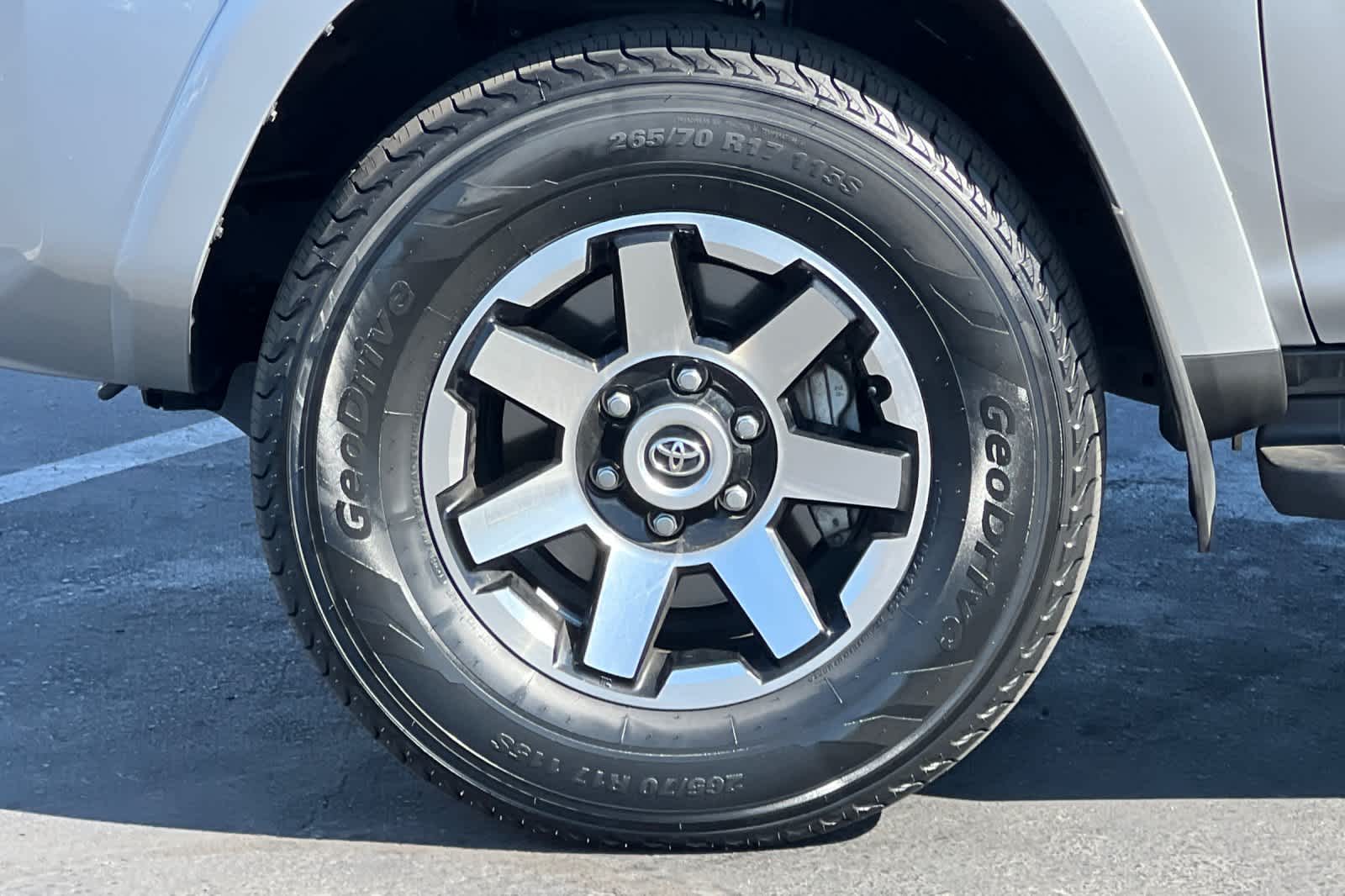 Thumbnail: 2024 Toyota 4Runner - 28