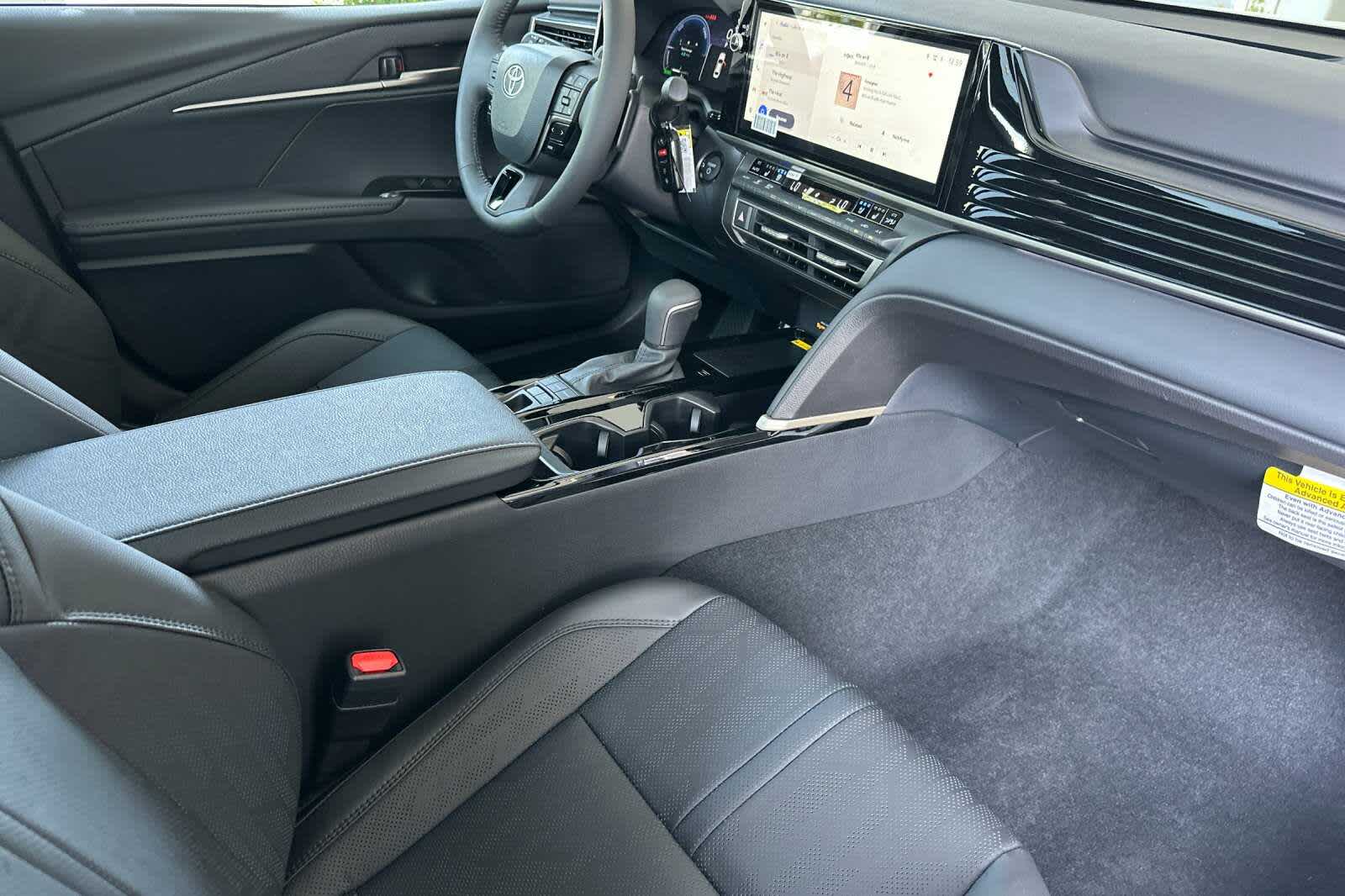 2025 Toyota Camry XSE 16