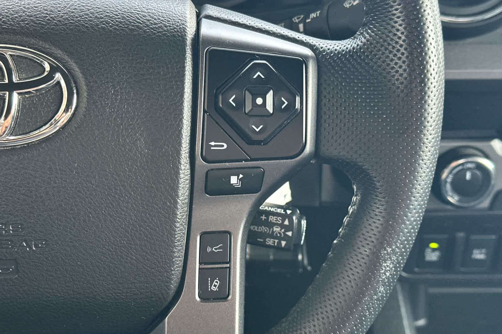 Thumbnail: 2023 Toyota Tacoma - 26