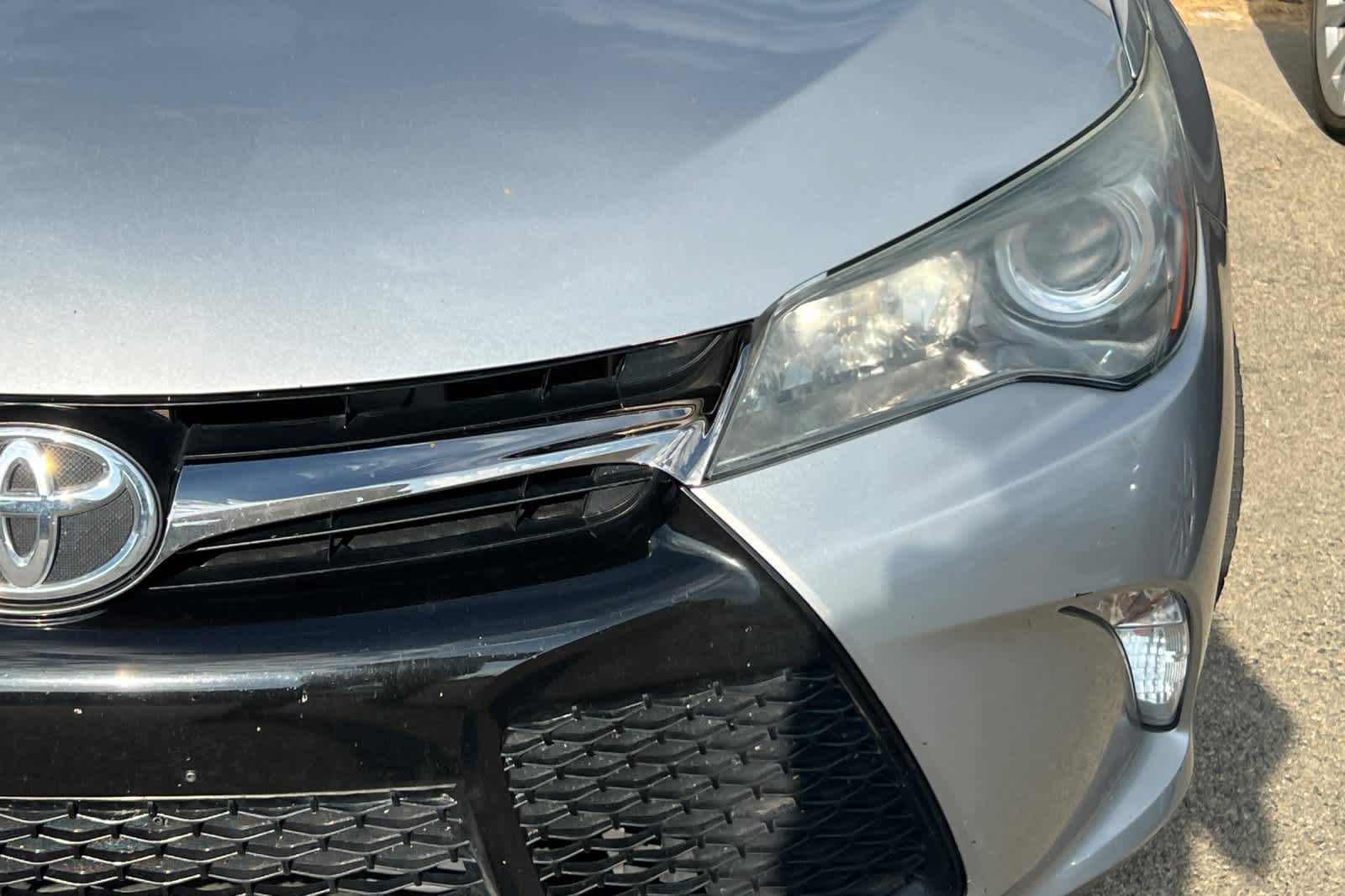 Thumbnail: 2015 Toyota Camry - 11