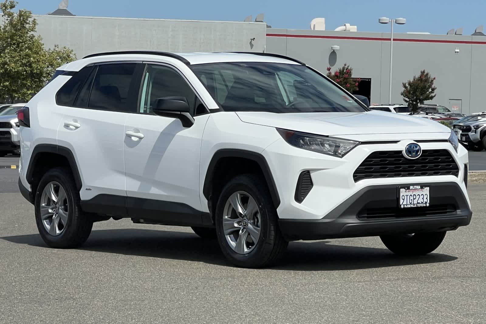 Thumbnail: 2022 Toyota RAV4 - 5