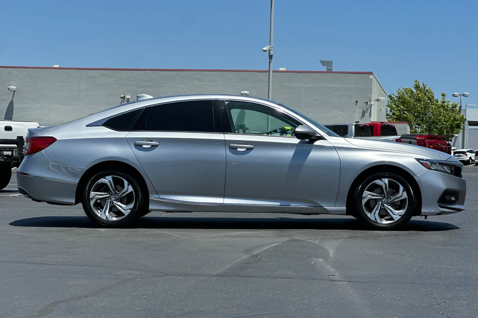 Thumbnail: 2020 Honda Accord - 6
