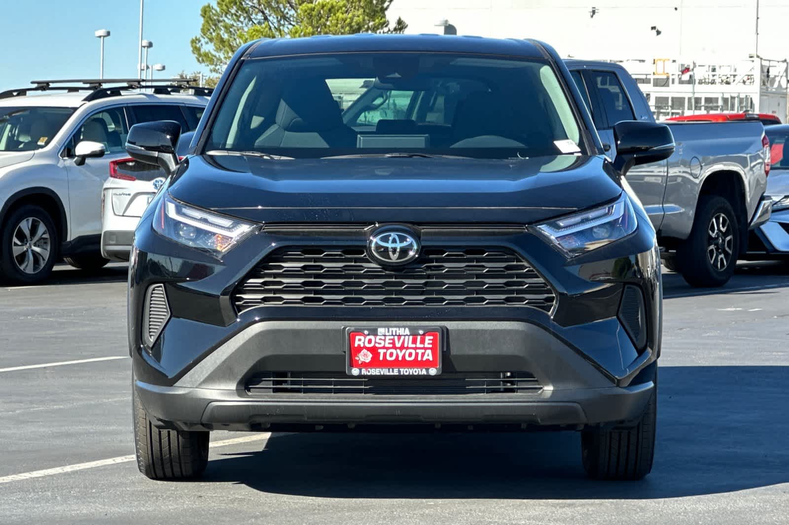 Thumbnail: 2025 Toyota RAV4 - 10