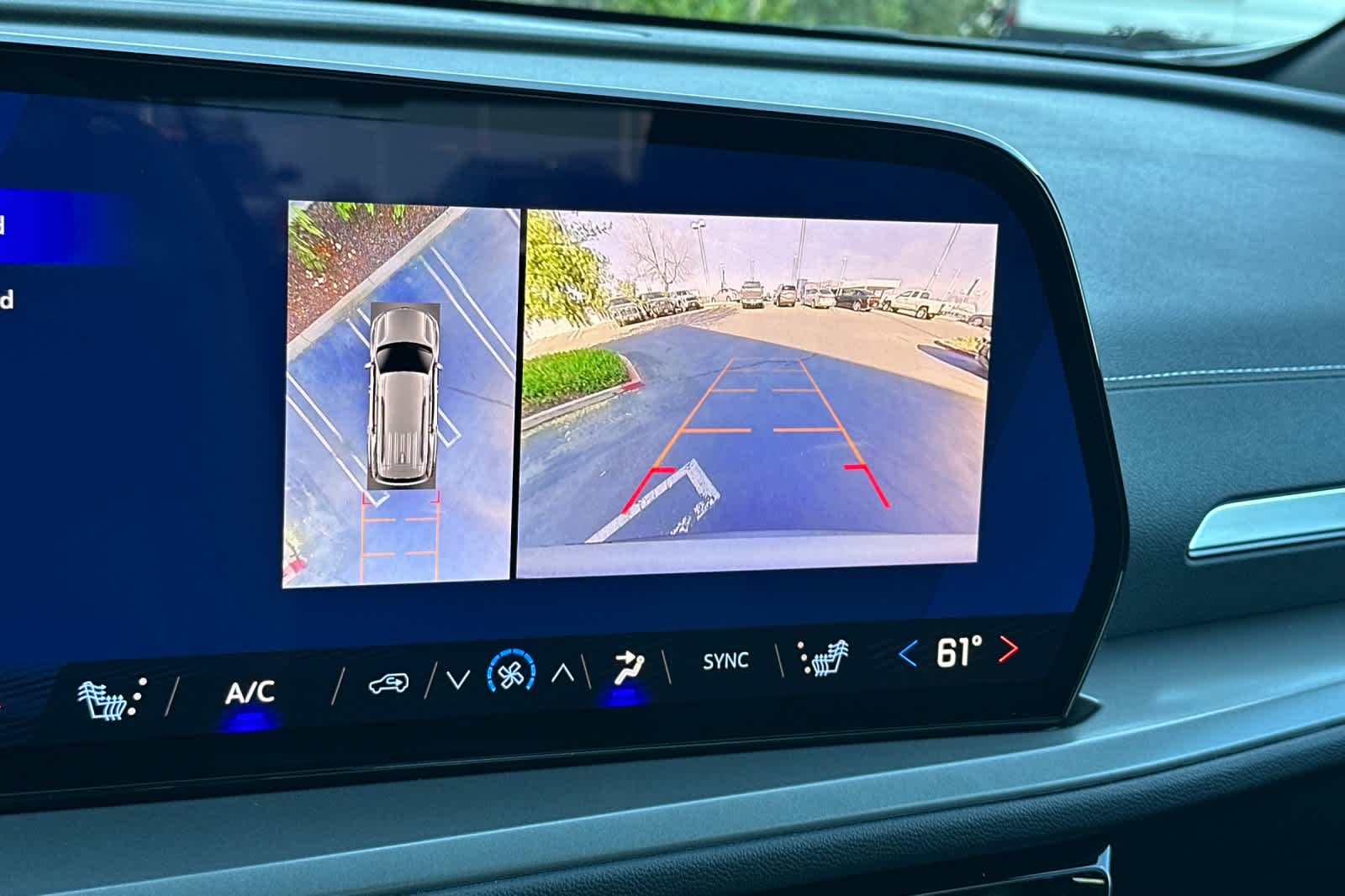 Thumbnail: 2026 Chevrolet Traverse - 22