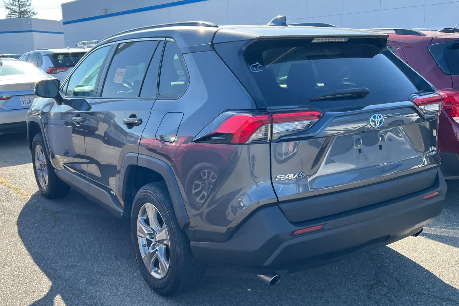 Thumbnail: 2024 Toyota RAV4 - 6
