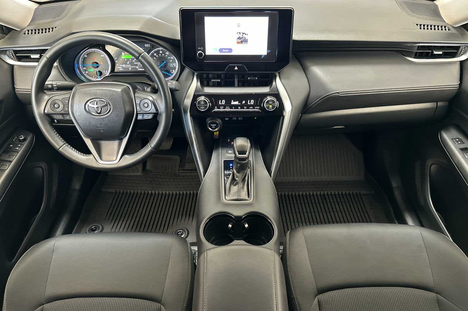 2024 Toyota Venza LE 3