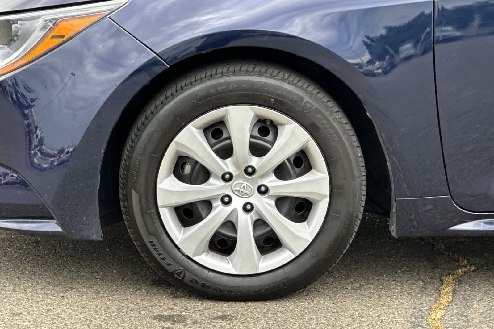 Thumbnail: 2023 Toyota Corolla - 28