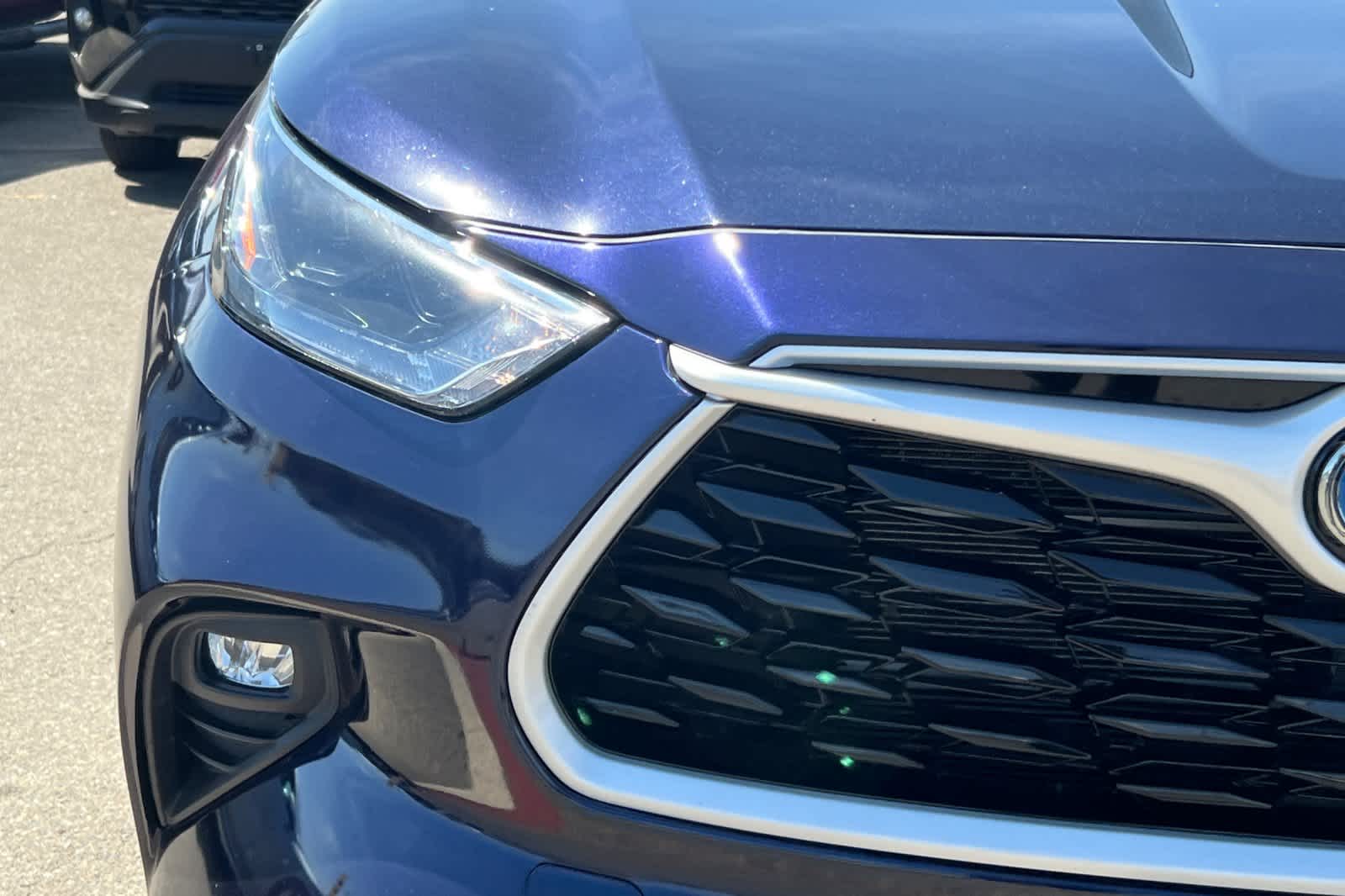 Thumbnail: 2024 Toyota Highlander - 8