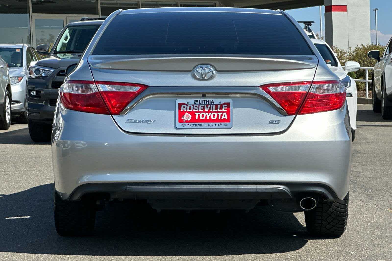 Thumbnail: 2015 Toyota Camry - 8