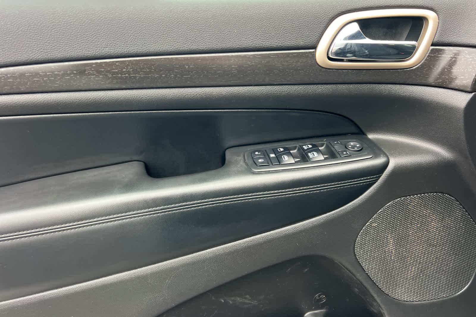 Thumbnail: 2017 Jeep Grand Cherokee - 12