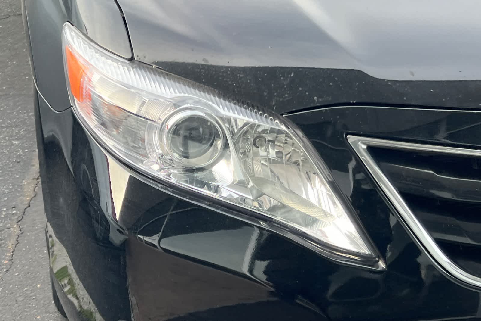 Thumbnail: 2011 Toyota Camry - 8