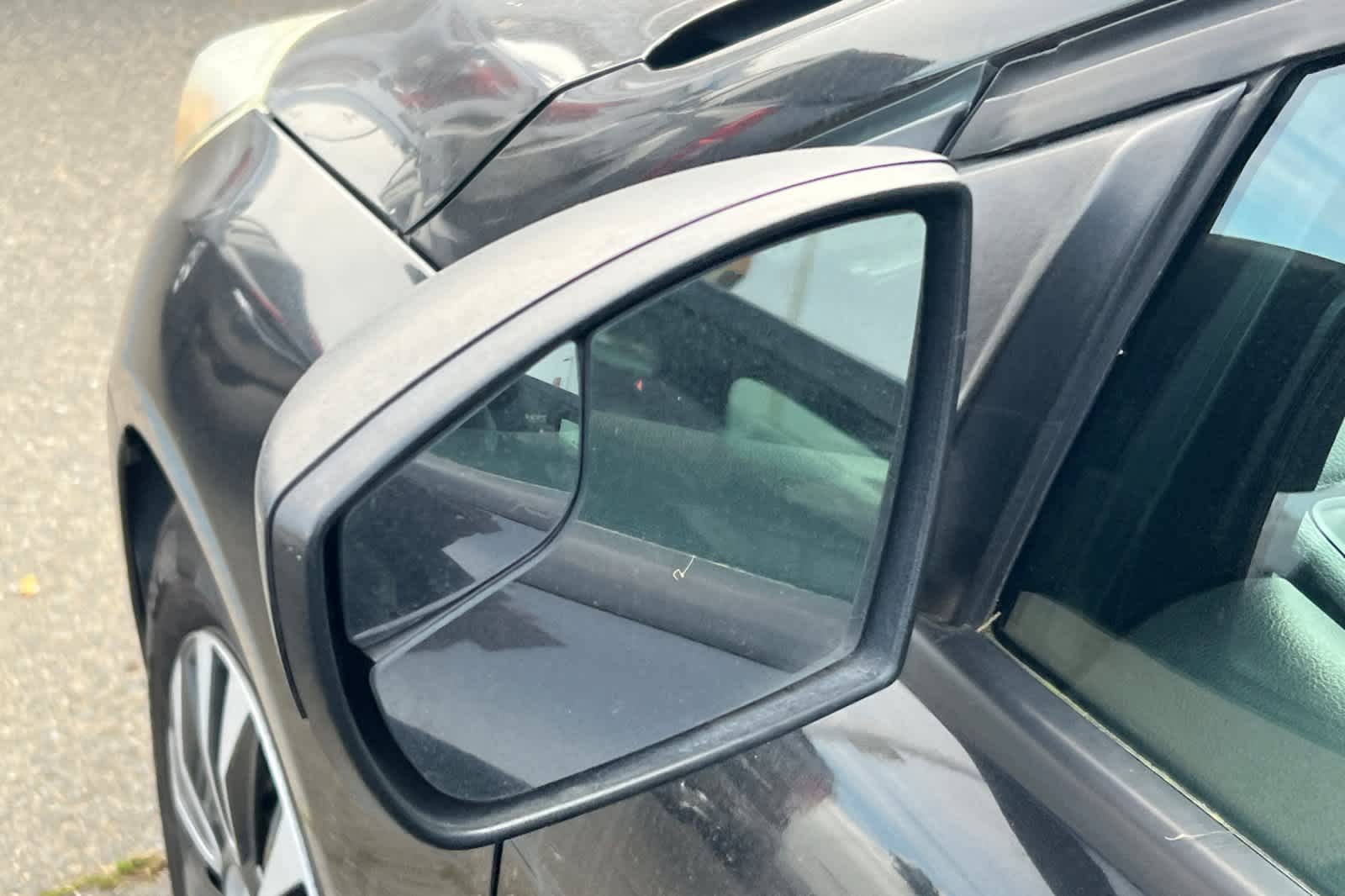 Thumbnail: 2016 Ford Focus - 20