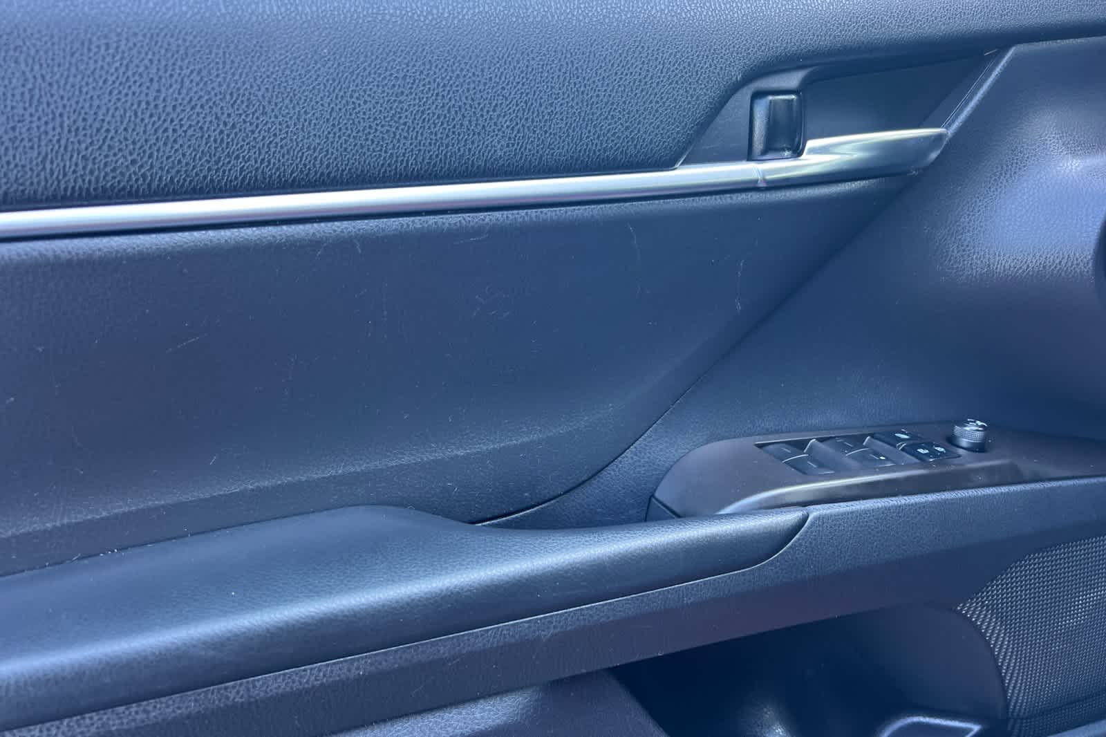 Thumbnail: 2021 Toyota Camry - 12