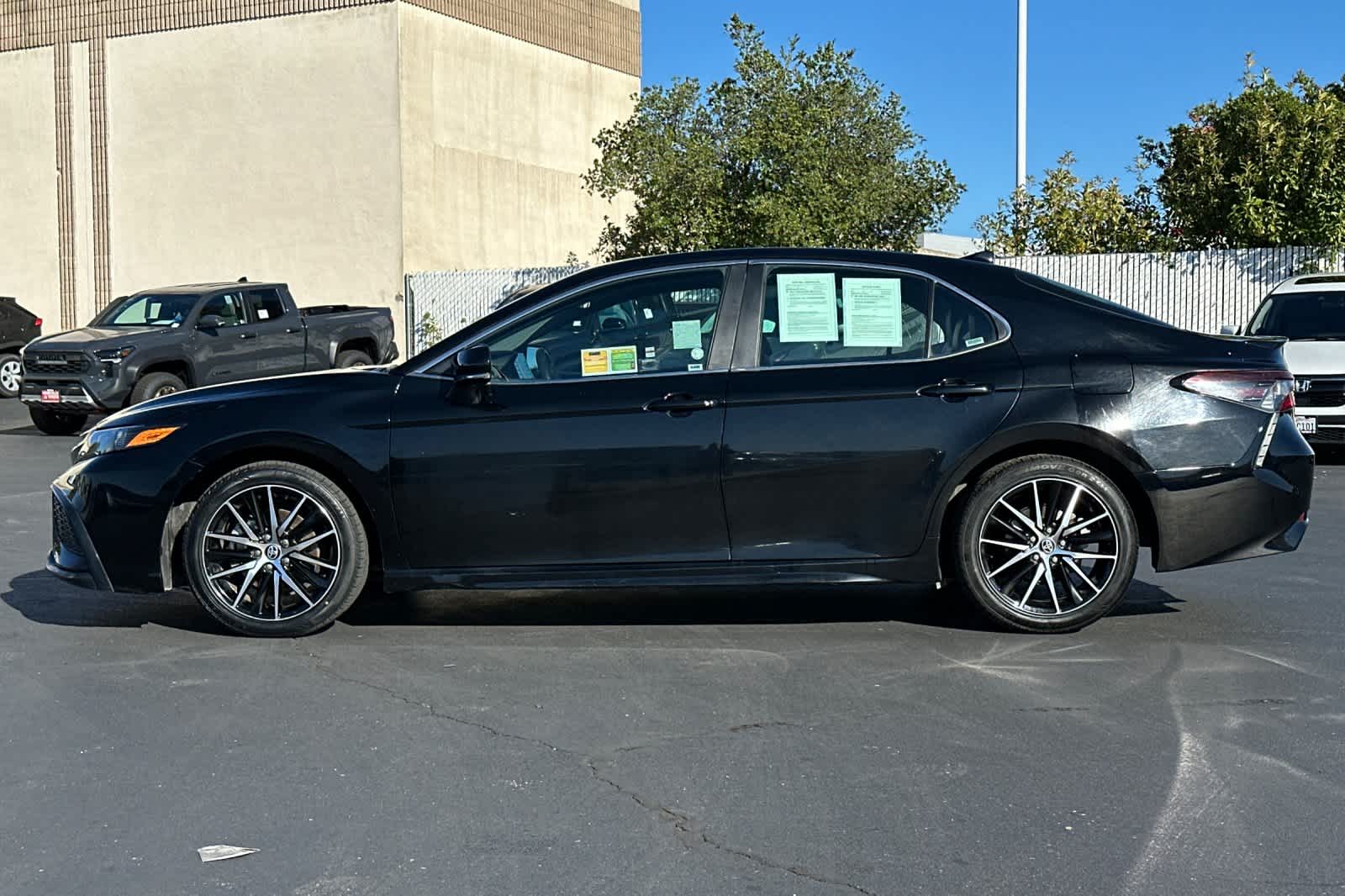 Thumbnail: 2024 Toyota Camry - 9