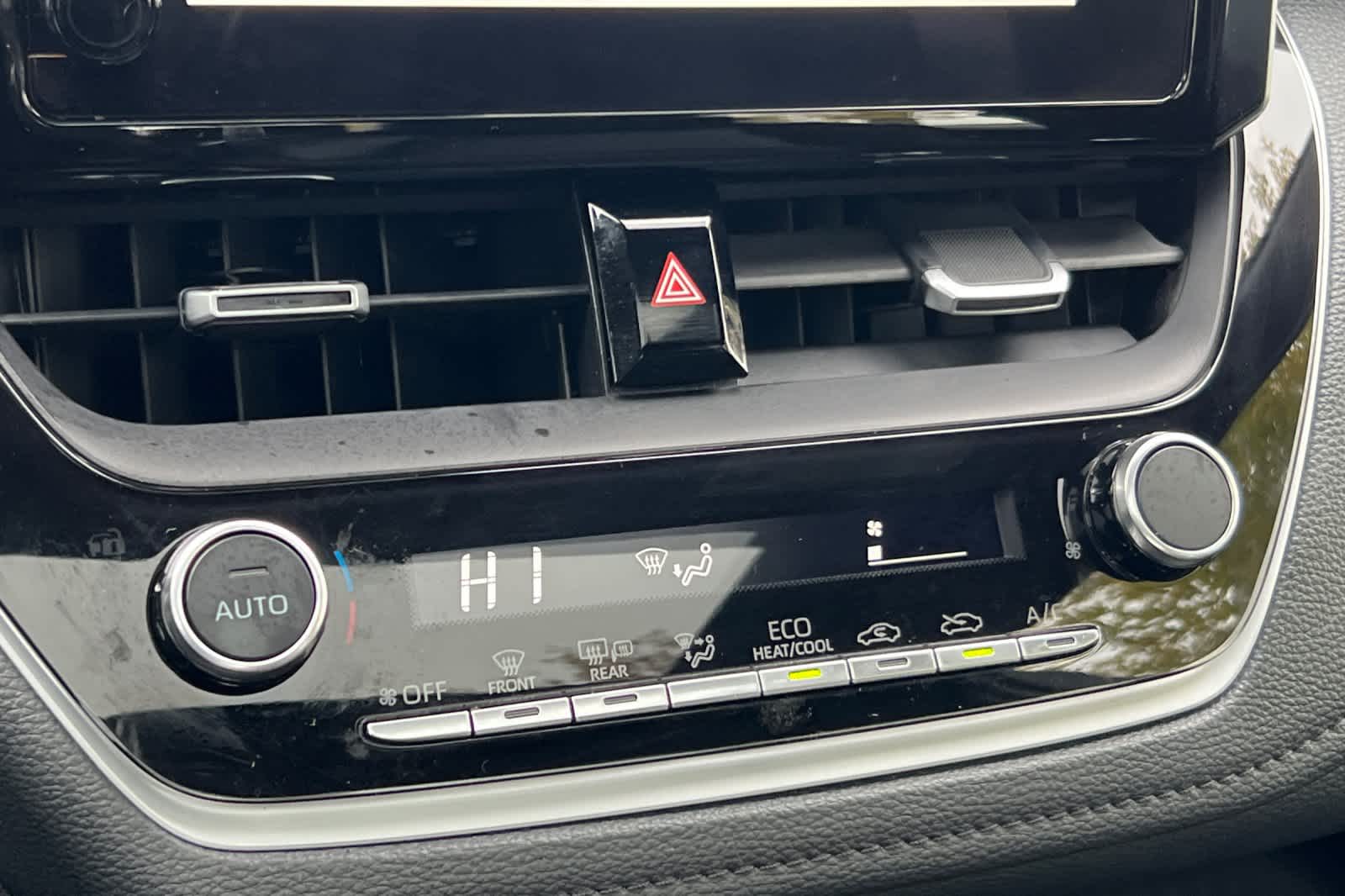 Thumbnail: 2024 Toyota Corolla - 21