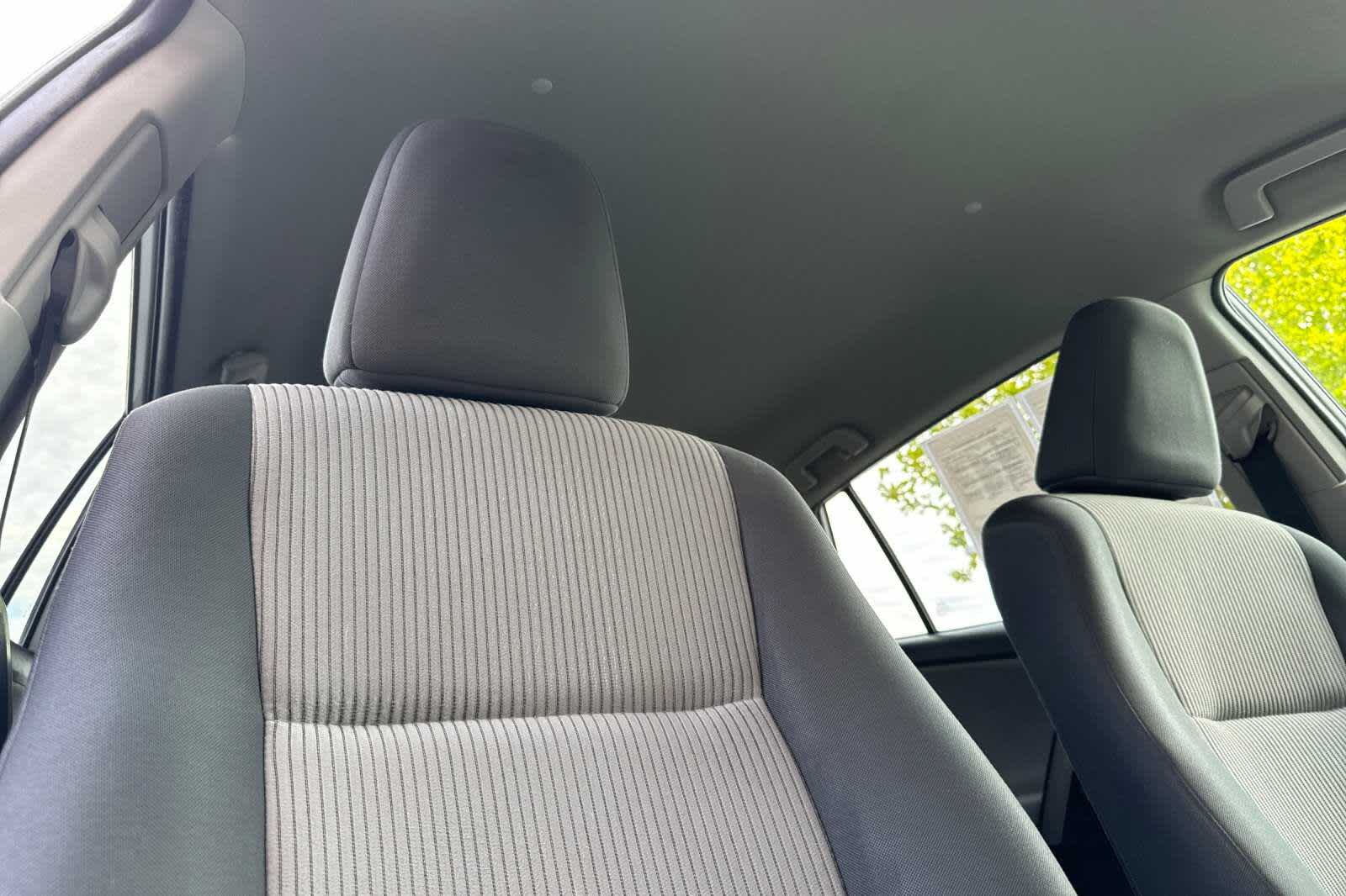 Thumbnail: 2014 Toyota RAV4 - 17