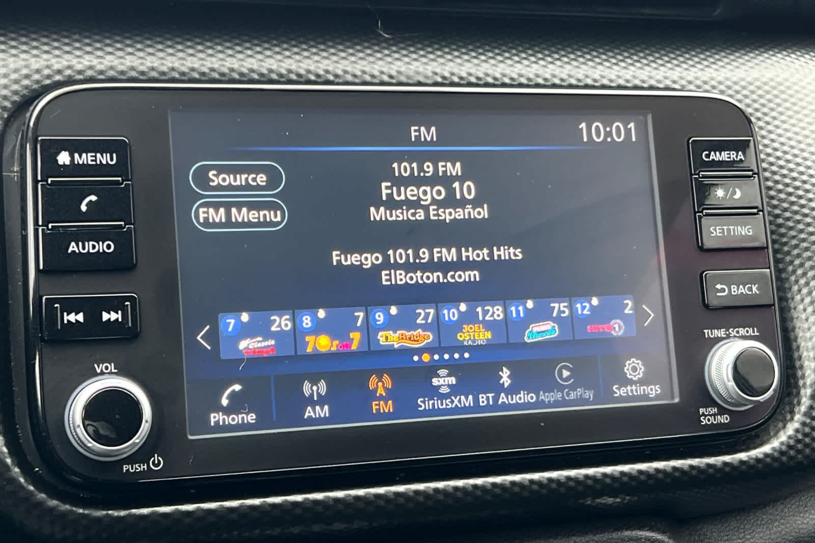 Thumbnail: 2023 Nissan Kicks - 19