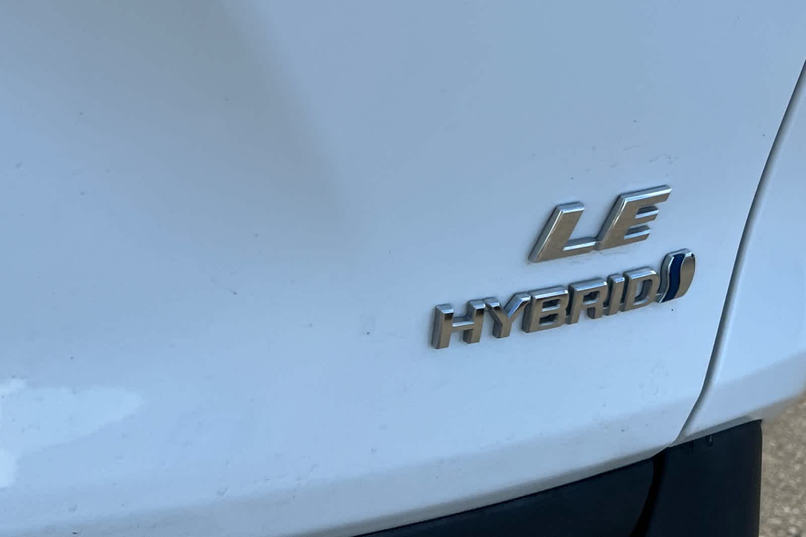 Thumbnail: 2021 Toyota RAV4 - 21