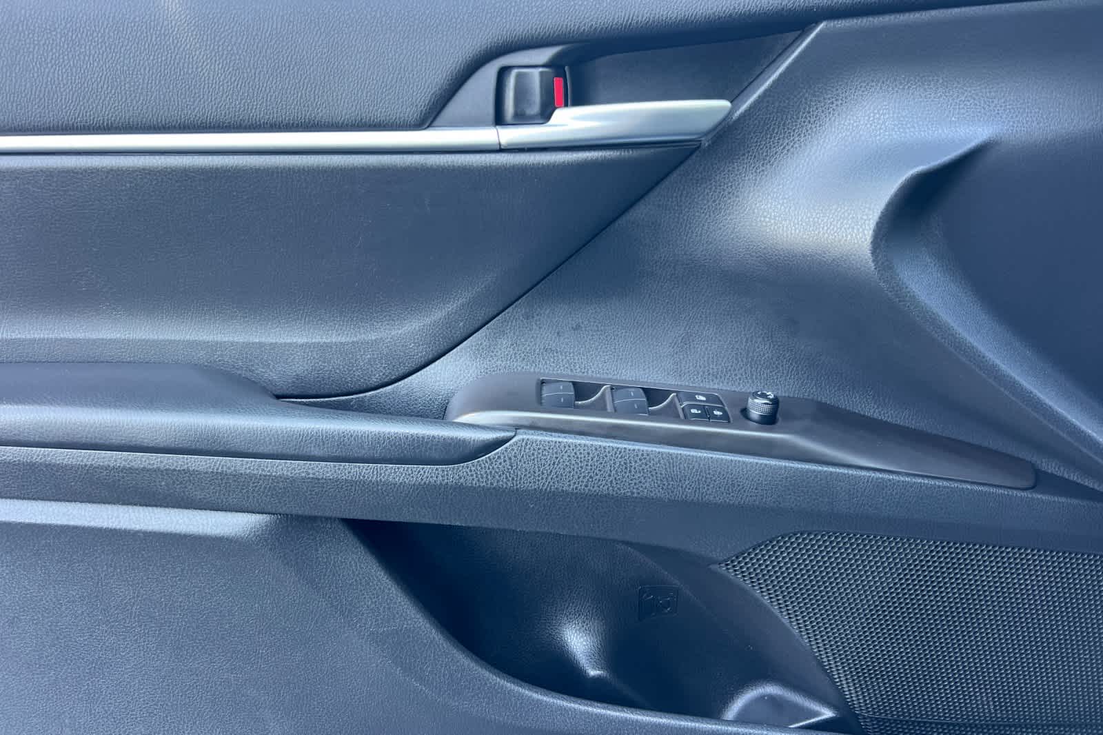 Thumbnail: 2023 Toyota Camry - 12