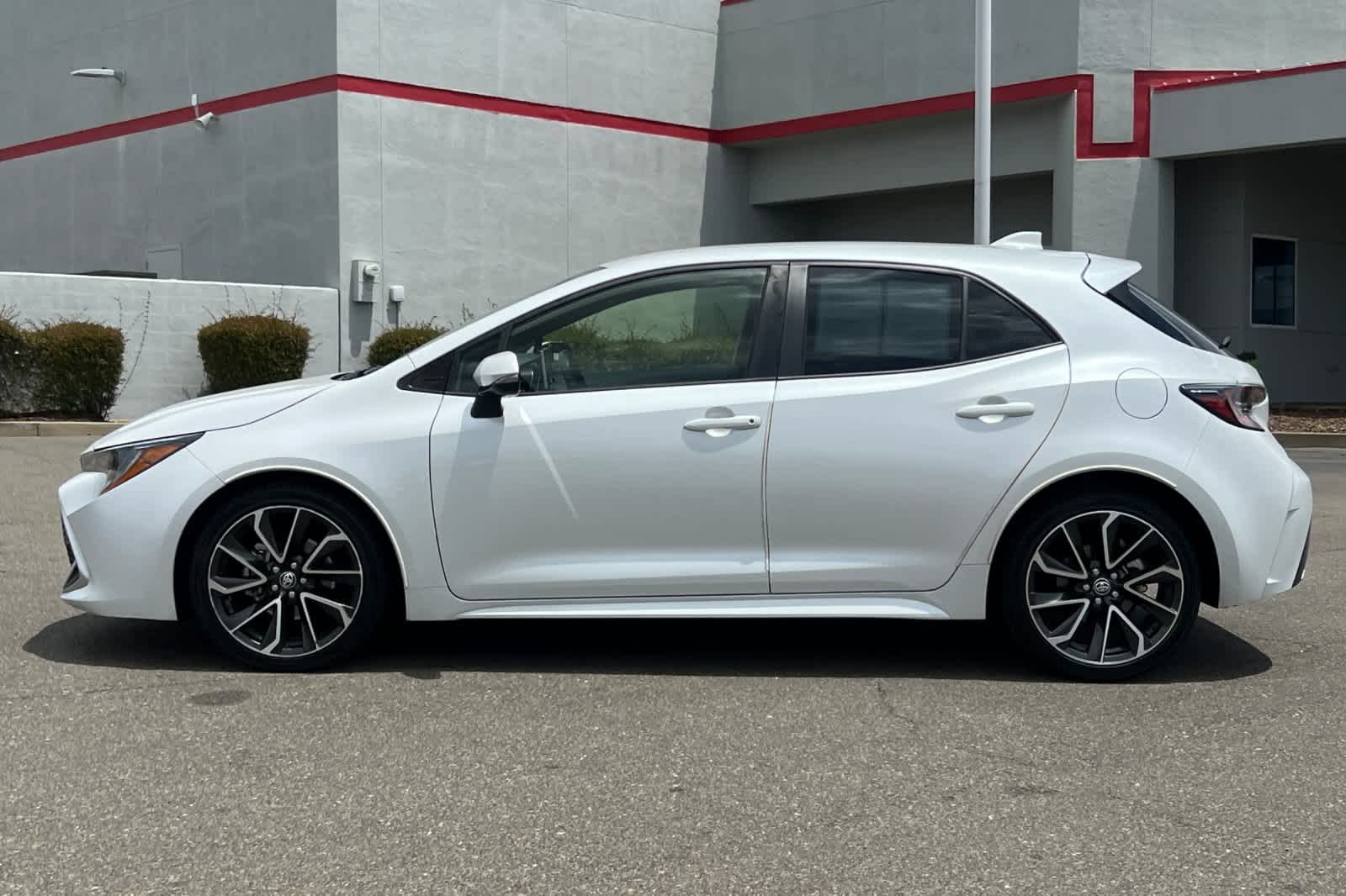 Thumbnail: 2022 Toyota Corolla - 9