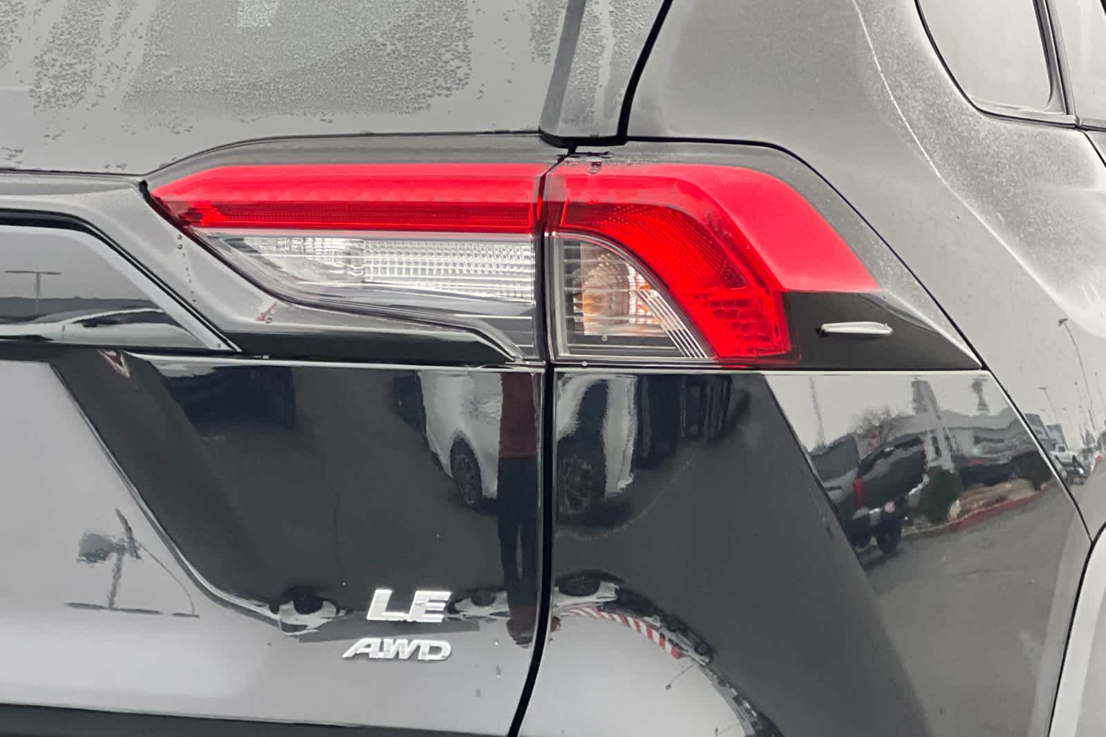 Thumbnail: 2024 Toyota RAV4 - 28