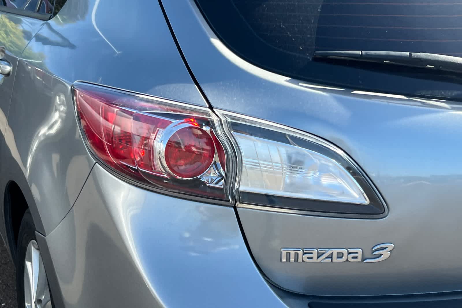 Thumbnail: 2012 Mazda Mazda3 - 15