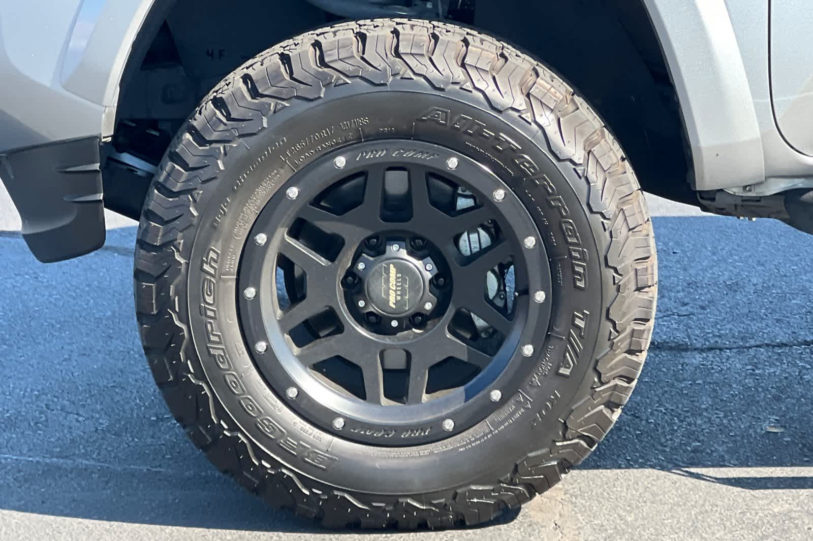 Thumbnail: 2023 Toyota Tacoma - 27