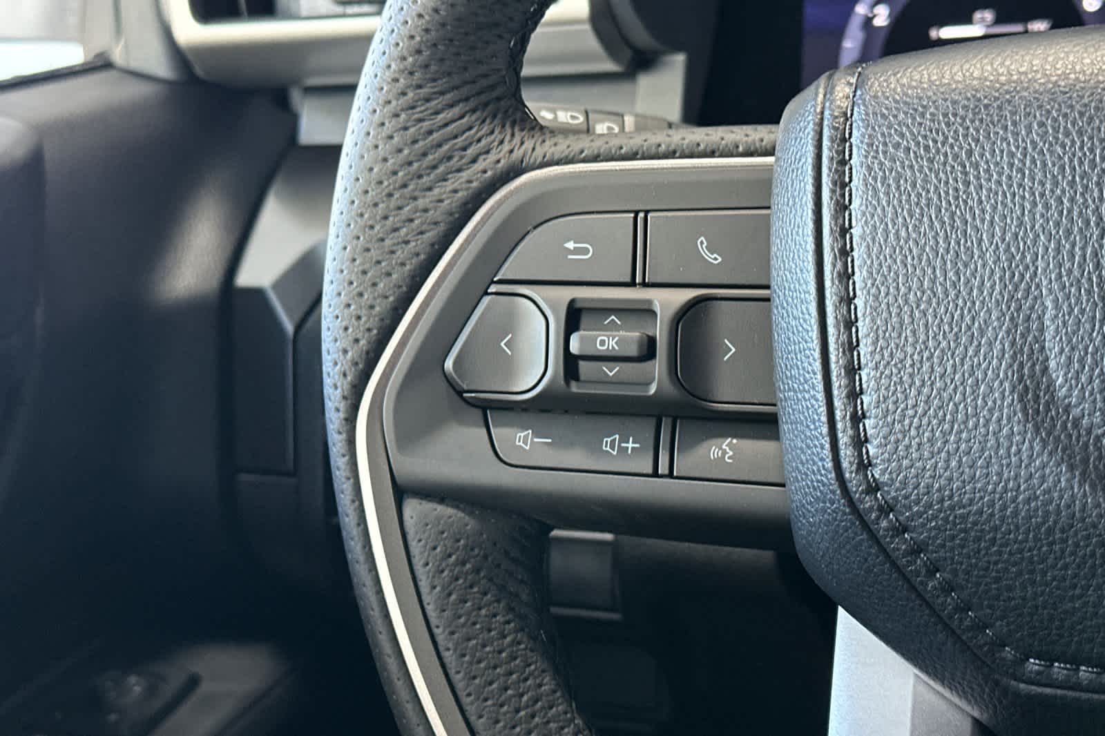 Thumbnail: 2025 Toyota Tacoma - 24