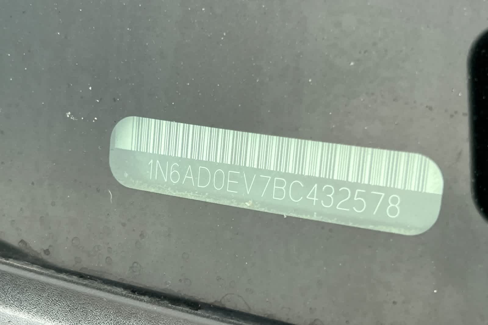 Thumbnail: 2011 Nissan Frontier - 23