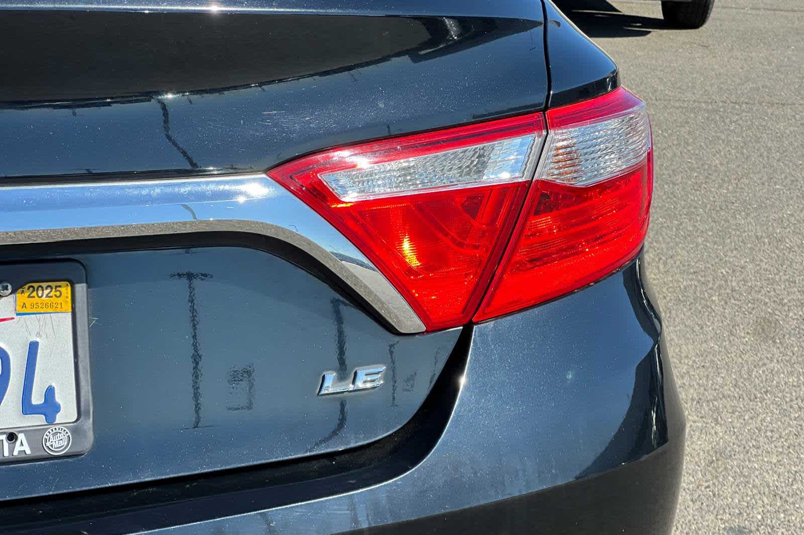 Thumbnail: 2017 Toyota Camry - 30