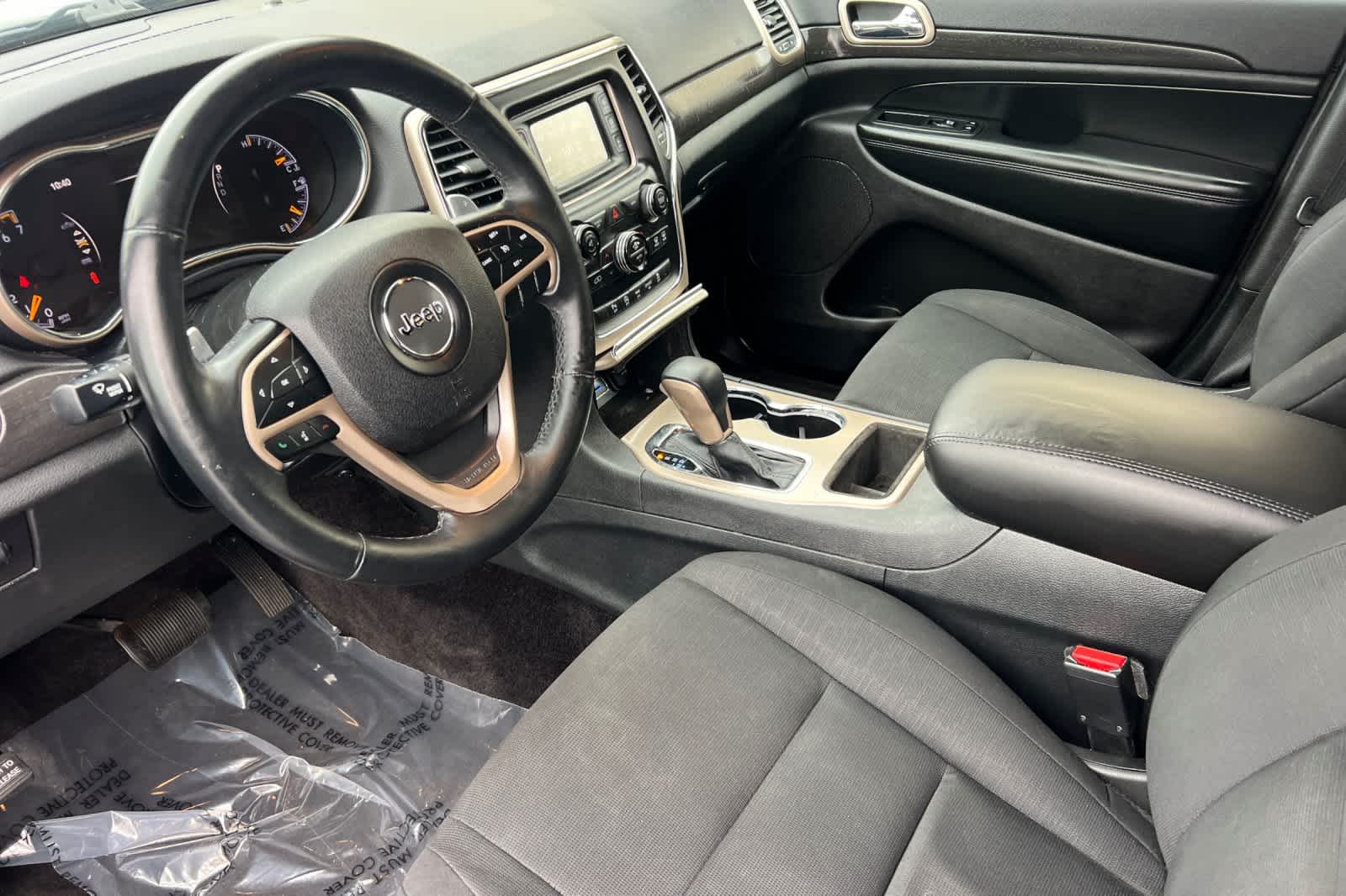 Thumbnail: 2017 Jeep Grand Cherokee - 11