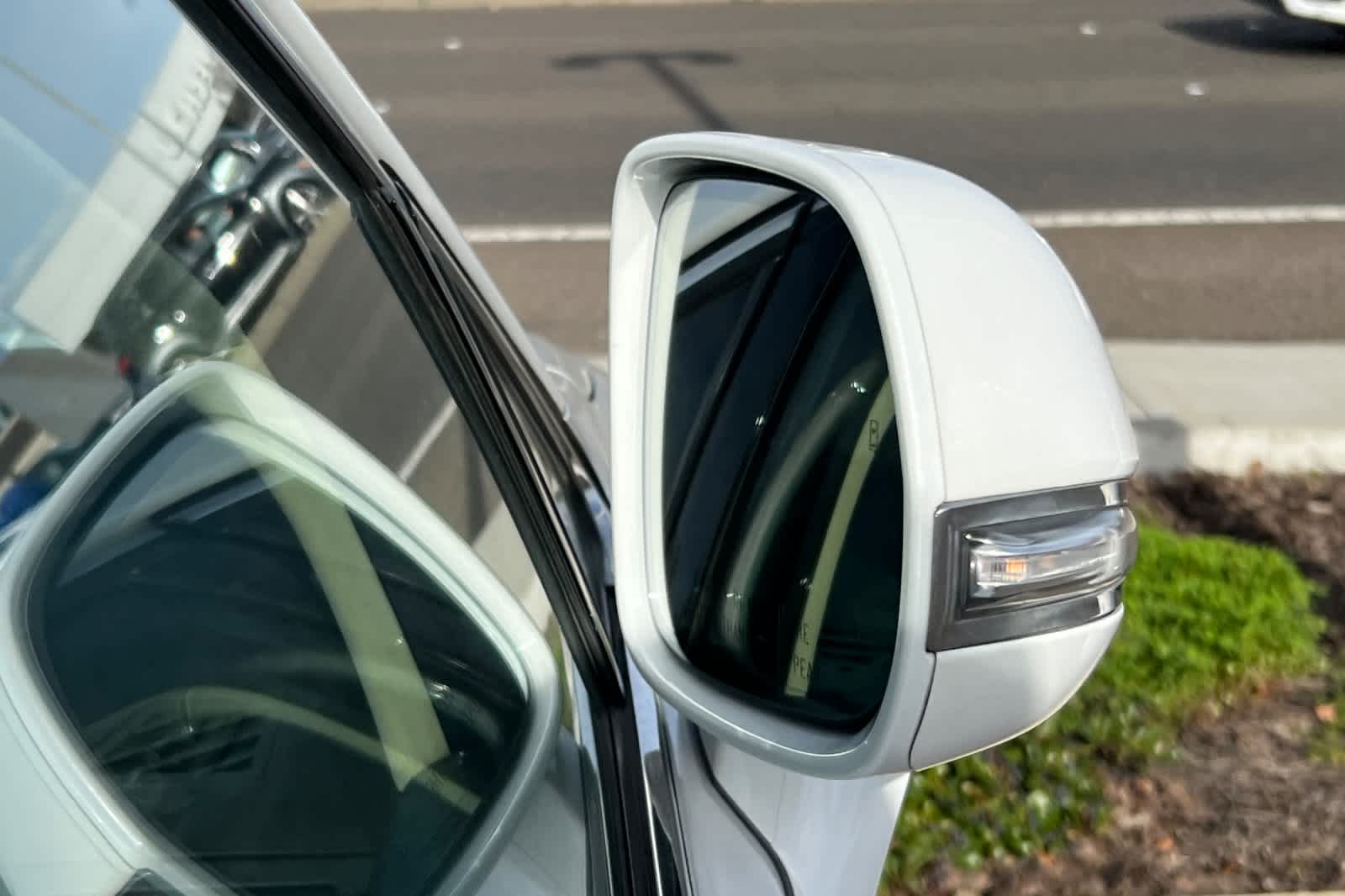 Thumbnail: 2013 Lexus RX - 13