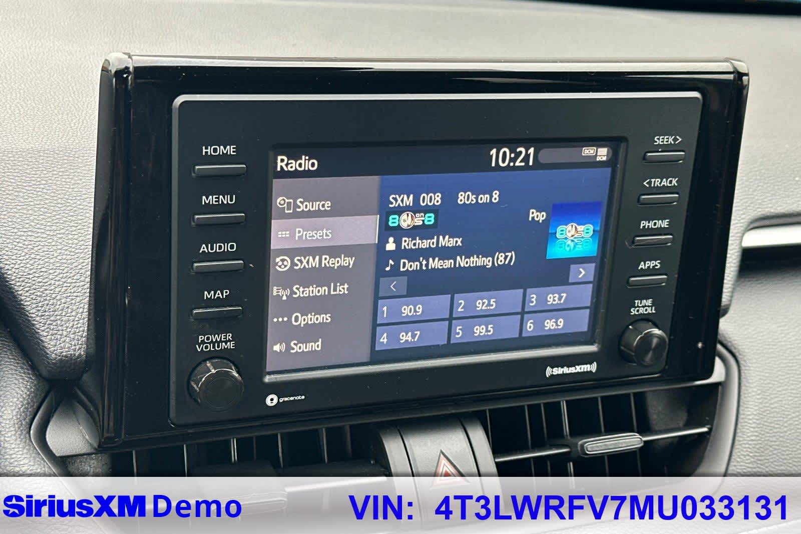 Thumbnail: 2021 Toyota RAV4 - 32