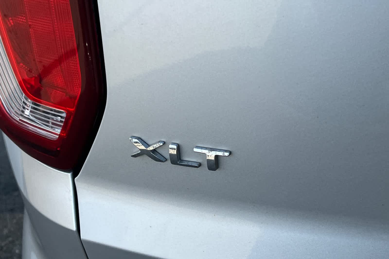 Thumbnail: 2016 Ford Explorer - 21