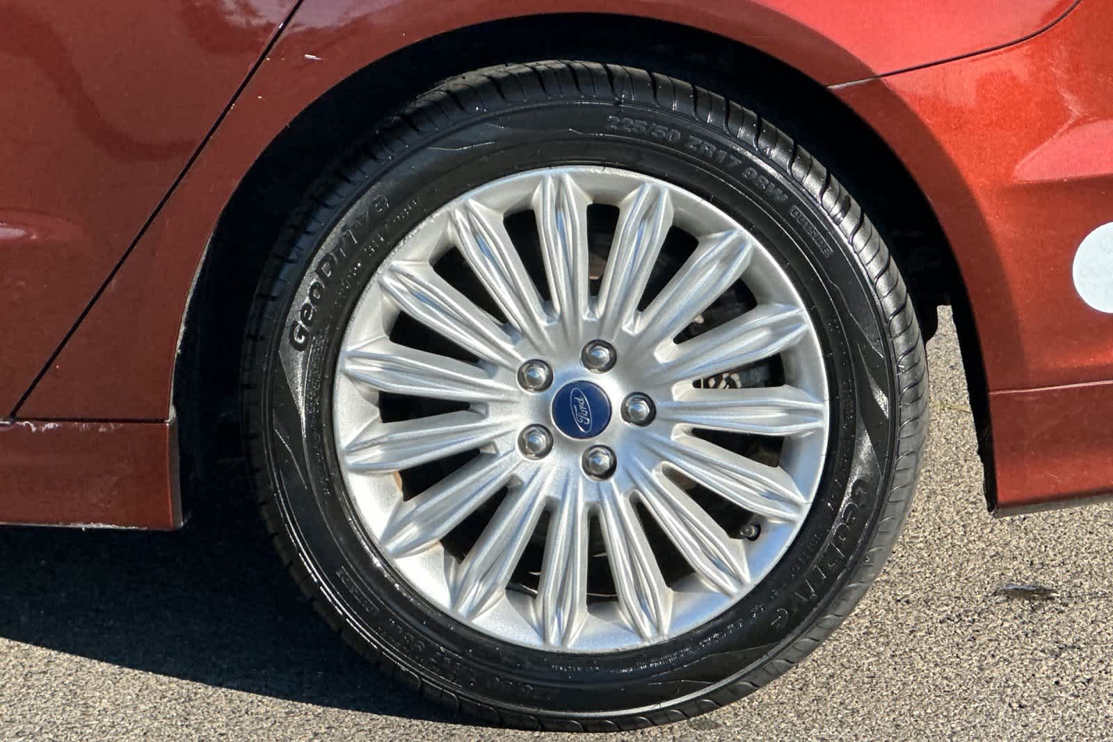 Thumbnail: 2016 Ford Fusion - 30