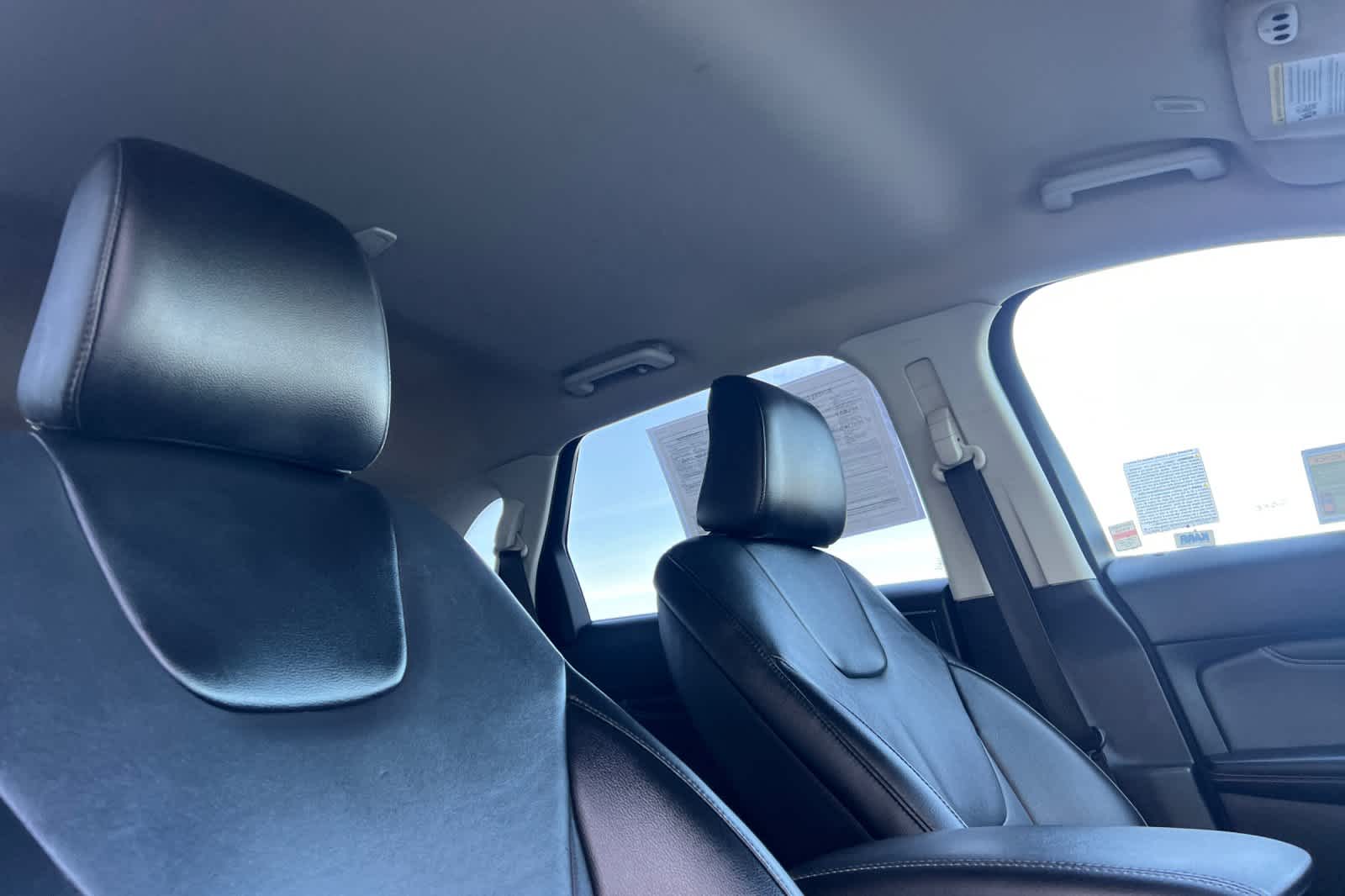 Thumbnail: 2022 Ford Edge - 18